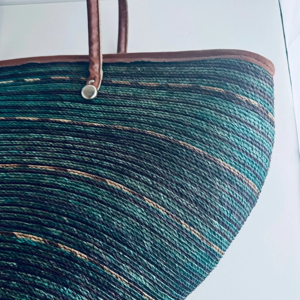 Large Woven Straw Beach Tote Bag Teal Blue Striped Fan Shape Shoulder Bag Zipper